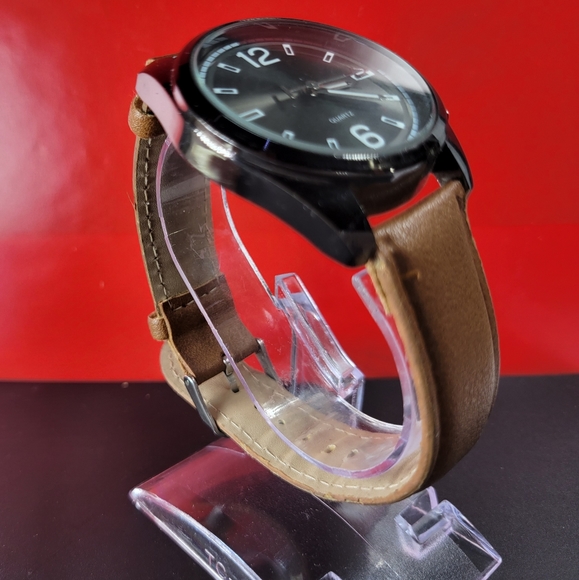 Men's Watch - Picture 5 of 10